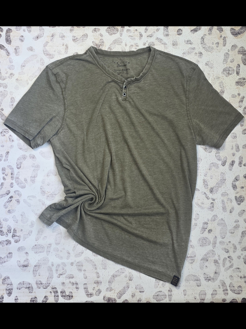 Lucky Brand Short Sleeve Henley Tee — Olive Green